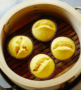 簡単＆ヘルシー！グルテンフリーの優しいおやつ「ニンジンの蒸しパン」