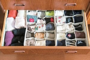 15個に仕切られたニトリの布製ケース