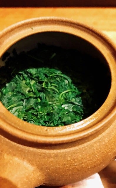 一杯目はお湯を入れてから10秒待って注ぐ