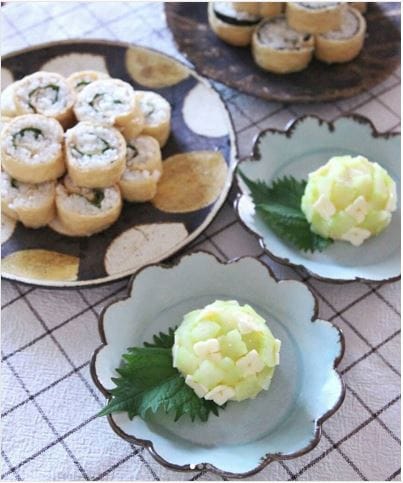 ポテトサラダをアジサイに見立てています