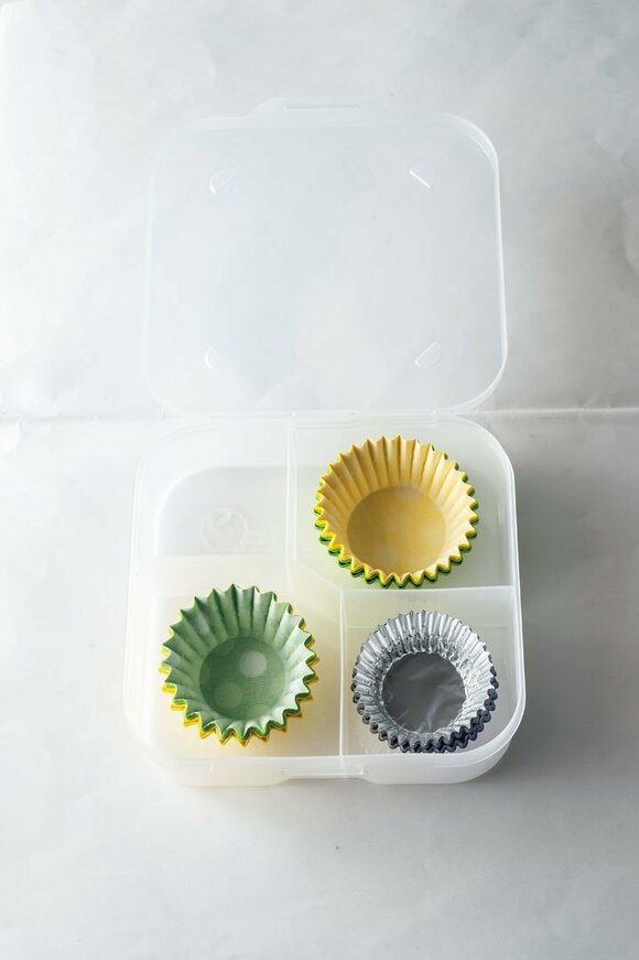 お弁当カップ入れ