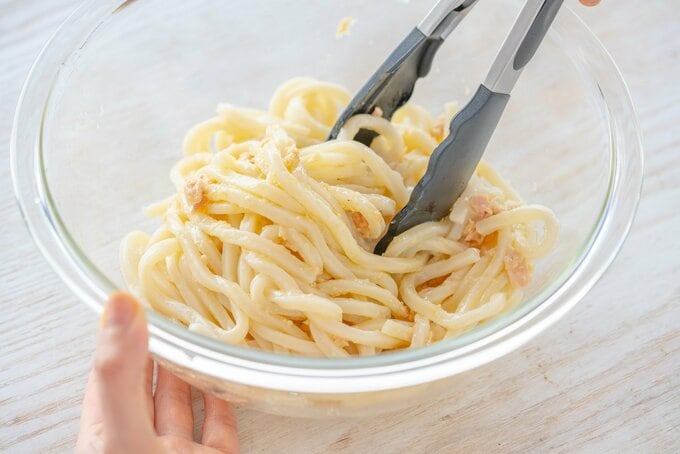 うどんを混ぜる