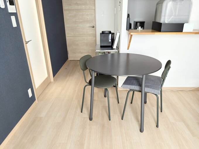 ダイニングテーブル