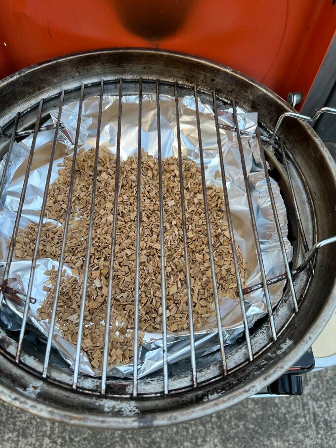 燻製チップとザラメ