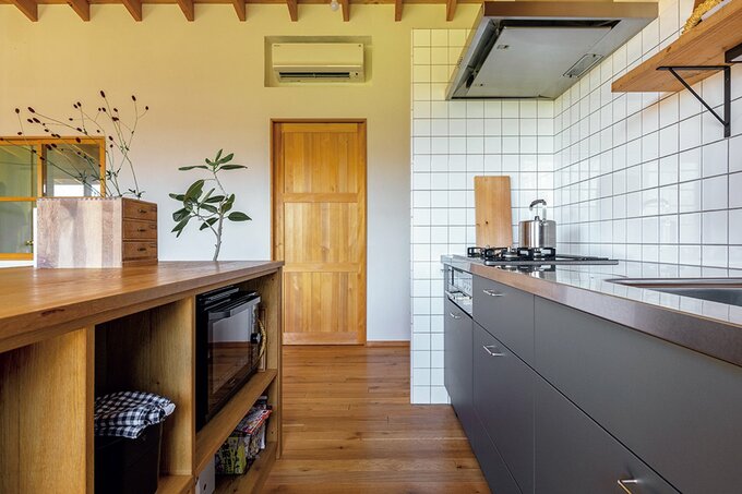 キッチン側の作業台