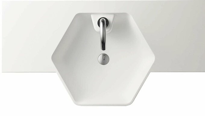 六角形の洗面ボウル