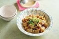 節約＆うまい「豚こまとこんにゃくのコクうまみそ照り炒め」レシピ。おかずにもおつまみにも合う