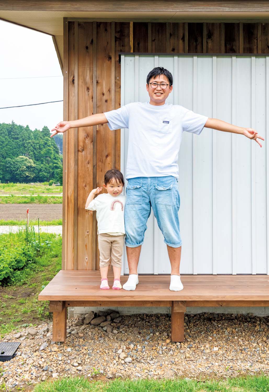 シンプルな平屋で、のびのびと子育て。転職せずにUターン移住した30代夫婦の暮らし | ESSEonline（エッセ オンライン）