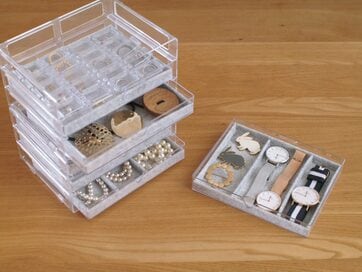 700円でまさかの完成度！アクセサリーケースを100円グッズでDIY