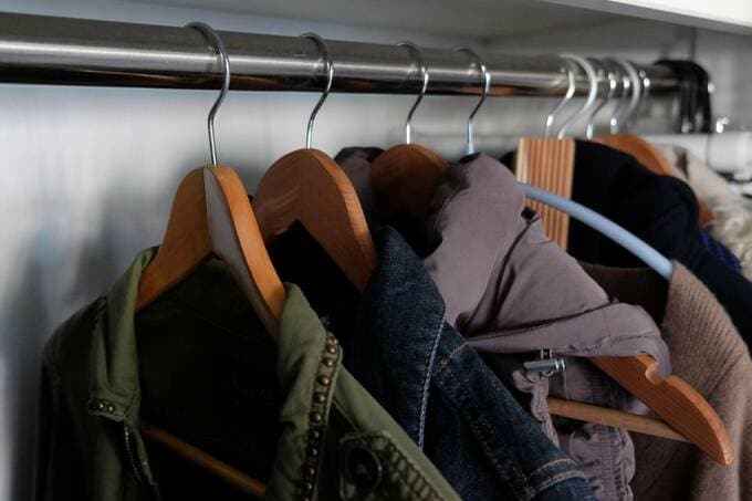 クローゼットにアウター類