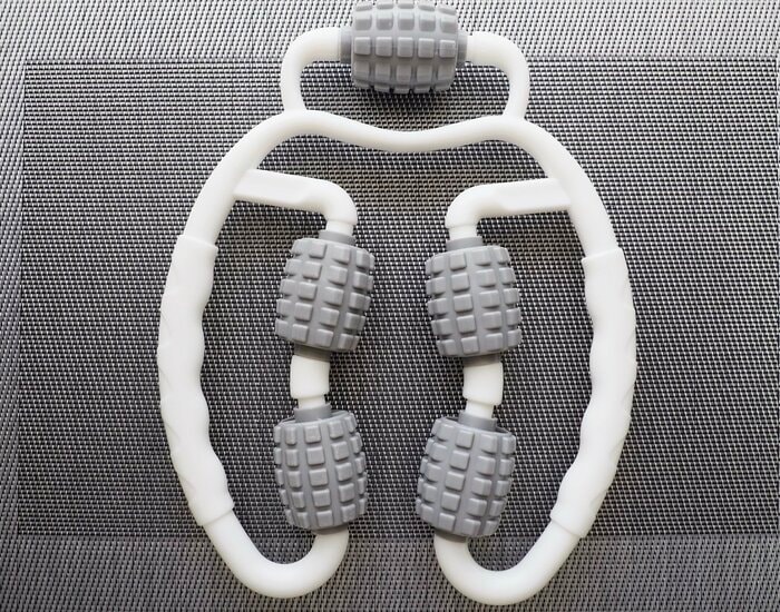 ダイソー「ボディーローラー」が値段330円以上に良品。強めの刺激で