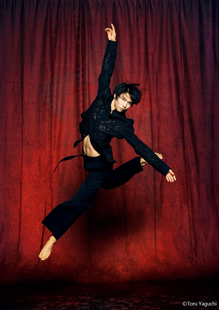 羽生結弦さんの最新写真集『羽』が発売決定！プロ転向後の2年間を写