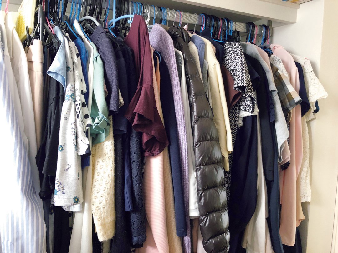 主人の服を断捨離しているので出品いたします。ブランド物が好きなので沢山出します。 maxresdefault.jpg