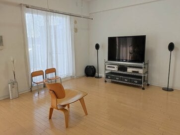 50代、「ソファーのない暮らし」のメリット7つ。ものを減らして軽やかに暮らす