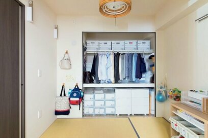 「押し入れ」をフル活用する5人の収納テク。ものがたまらない工夫とは