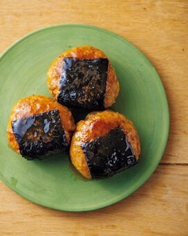 ひき肉でつくるお弁当おかず 。おにぎりみたいな「映え」つくね