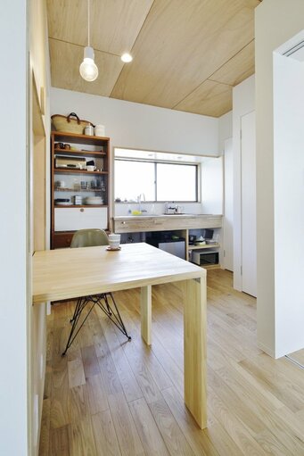 古材を生かして、快適な二世帯