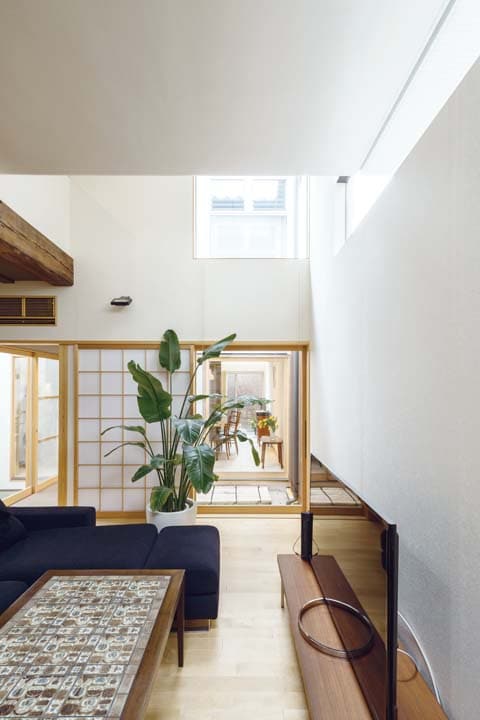 土佐和紙を貼った壁