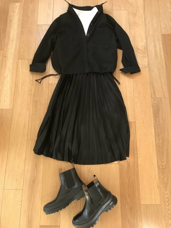ストレッチシャツジャケット×プリーツラップスカート