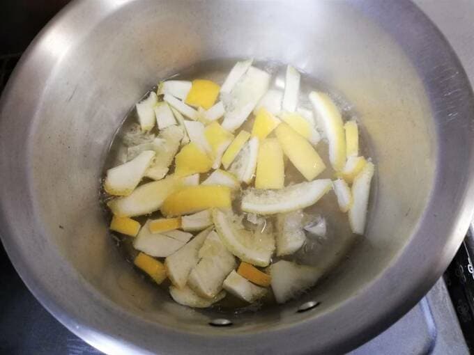 レモンの皮で柑橘スプレー