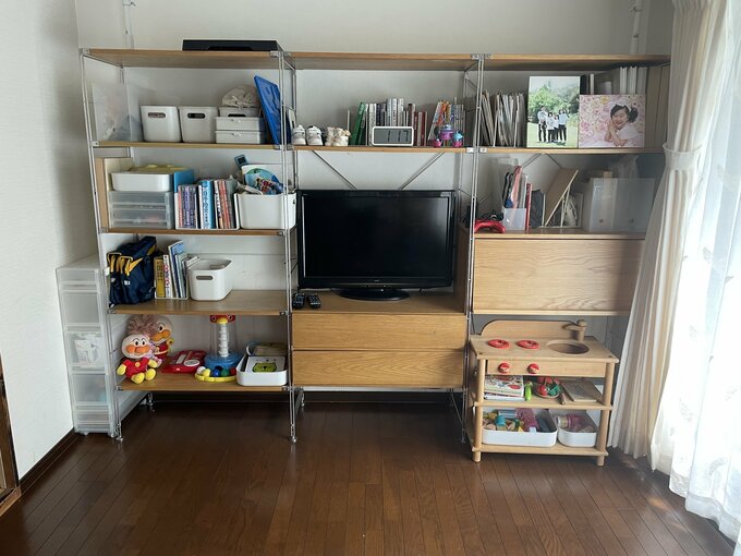 おもちゃや教科書、書類など様々なものを収納