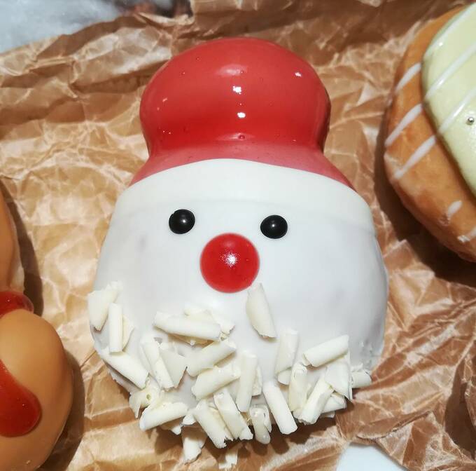 ストロベリー チーズ サンタ