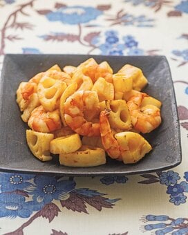 レンコンとエビのユズコショウ炒め。2つの食感が楽しい！