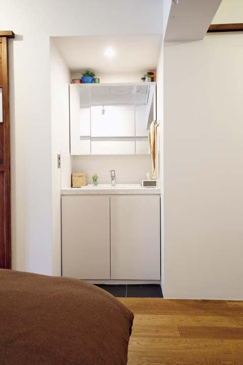 セレクトメニューのパーツを組み合わせてつくった洗面台