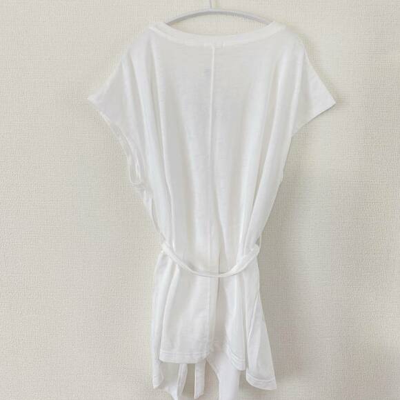 フレンチスリーブチュニックT後ろ