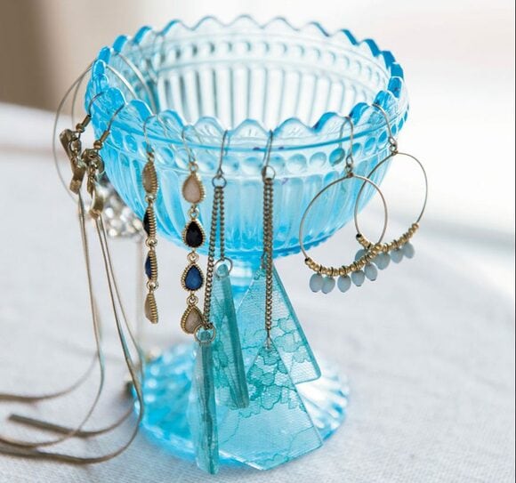 長いタイプはボウルのふちに引っかけてインテリアにも