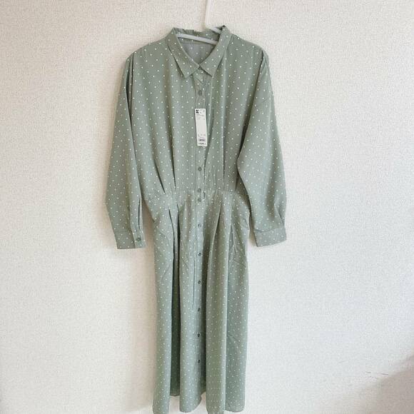 ドットプリントシャツワンピース前