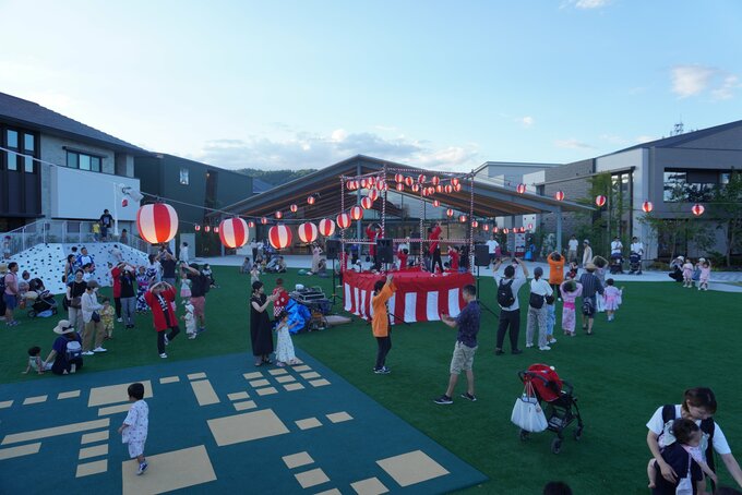 家族で楽しめるイベントやマルシェ、暮らしに関するセミナーなどを定期開催
