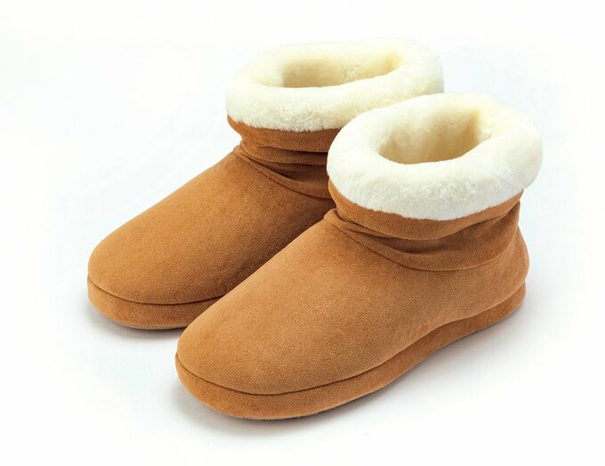 カインズ 足首が毛布にくるまれているようなブーツスリッパ ベージュ