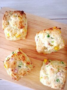 彩りよく、見た目もかわいい、おかずスコーン