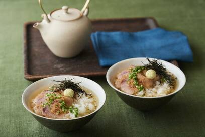 家庭でプロの味！人気上昇中の「あごだし」でつくるぜいたく茶漬け