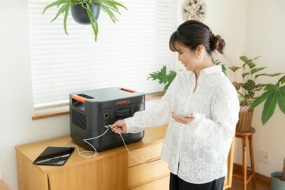 大容量ポータブル電源なら冷蔵庫も電子レンジも動かせる。防災士が実際に体験！