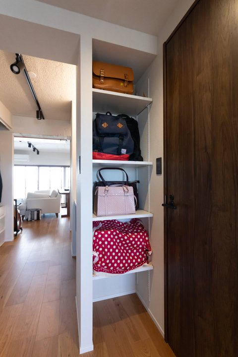 バッグ専用のオープン収納