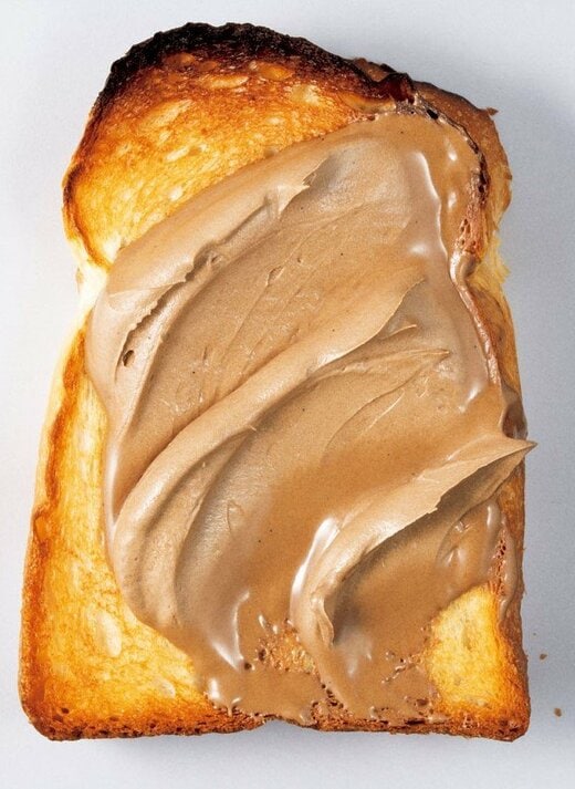 オリジナル コーヒーホイップクリームを塗ったパン