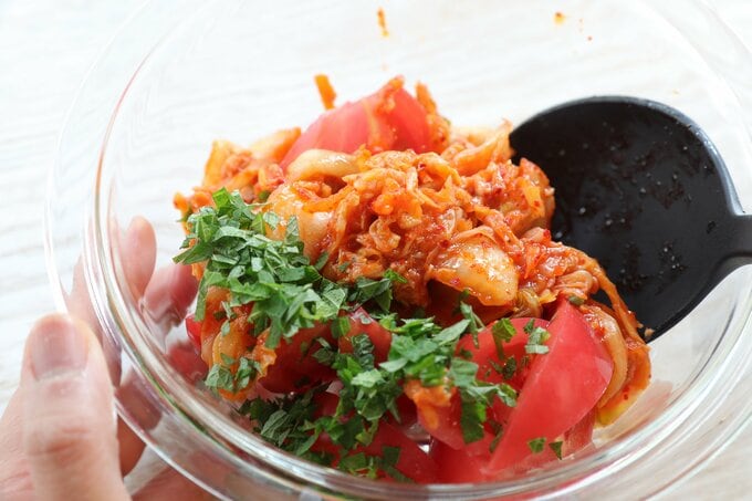 トマトであえる