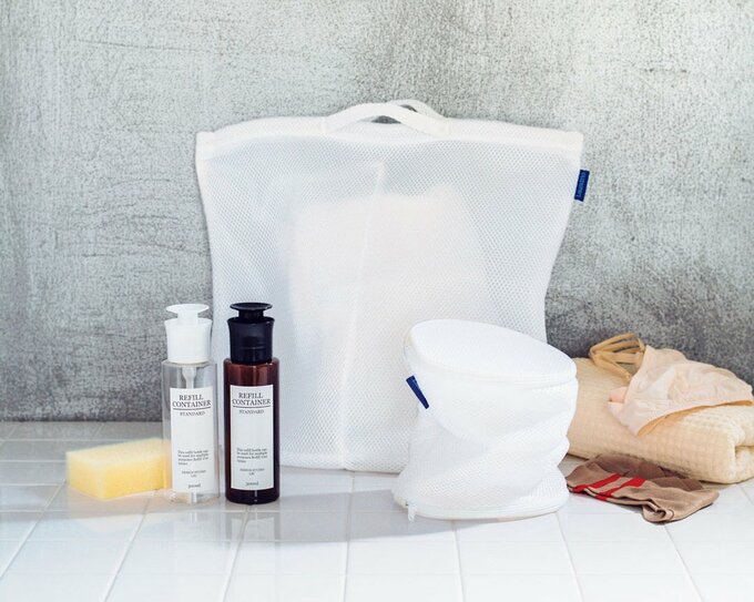 ランドリーネットとボトル