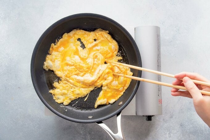 フライパンにいり卵