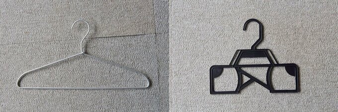大人用と子ども用のハンガー