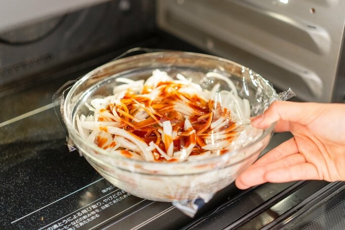 電子レンジに入れる