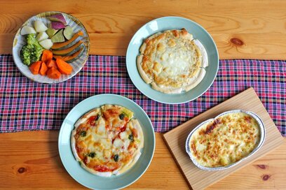 サクサクとろ～り！オーブントースターで焼き上げる冷凍ピザ＆グラタンがおいしすぎ！