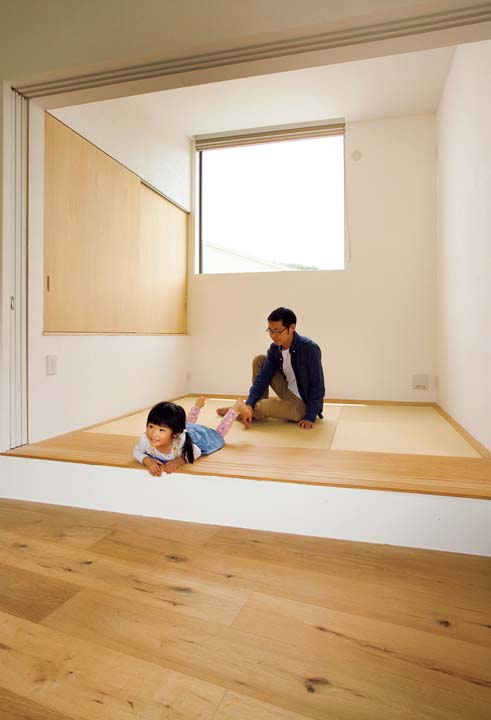 2階の一角にある小上がりの和室