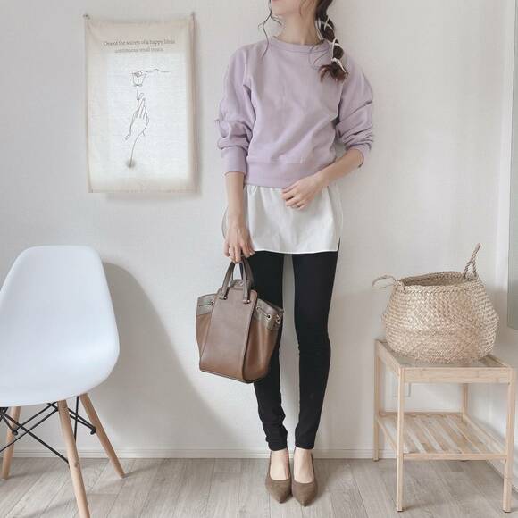 ロンTを重ねたコーデ