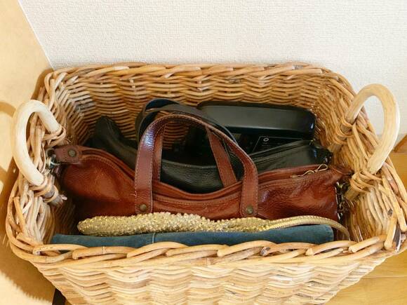 バッグの指定席