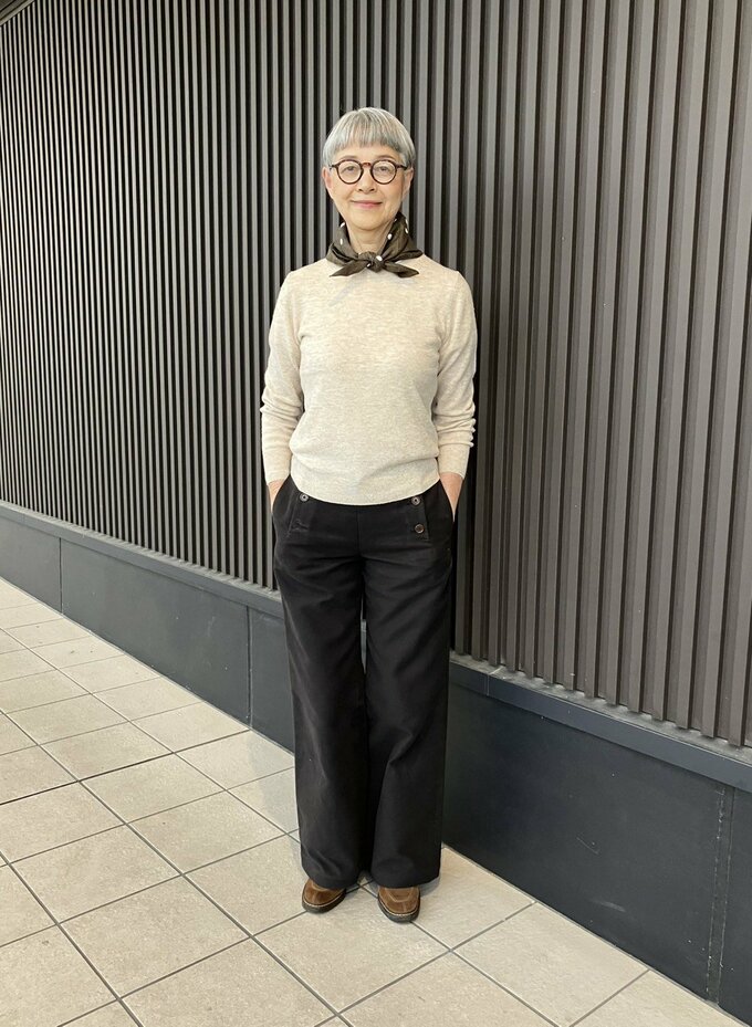 ダークブラウンのミニチーフ