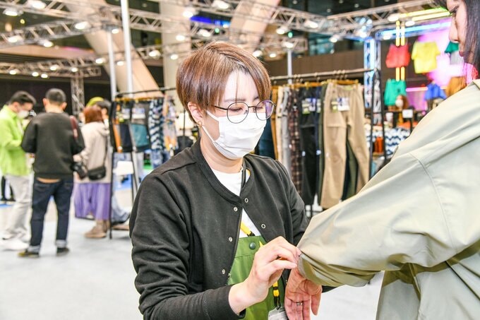 吉田アミさん