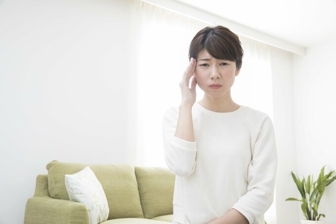 女性のめまいのイメージ画像